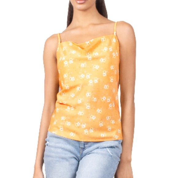 # Cute Matching Satin Top & Side Slit Skirt Set By MAUBY - Picture 3 of 15